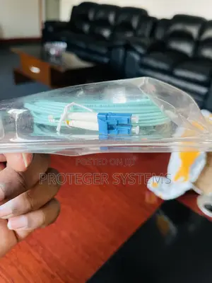 DLC-DLC-2m1a02-01-L5 Fiber Optic Cable