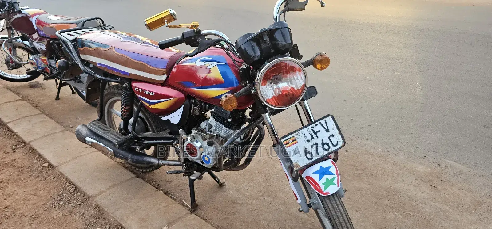 Bajaj Boxer 125 2023 Red
