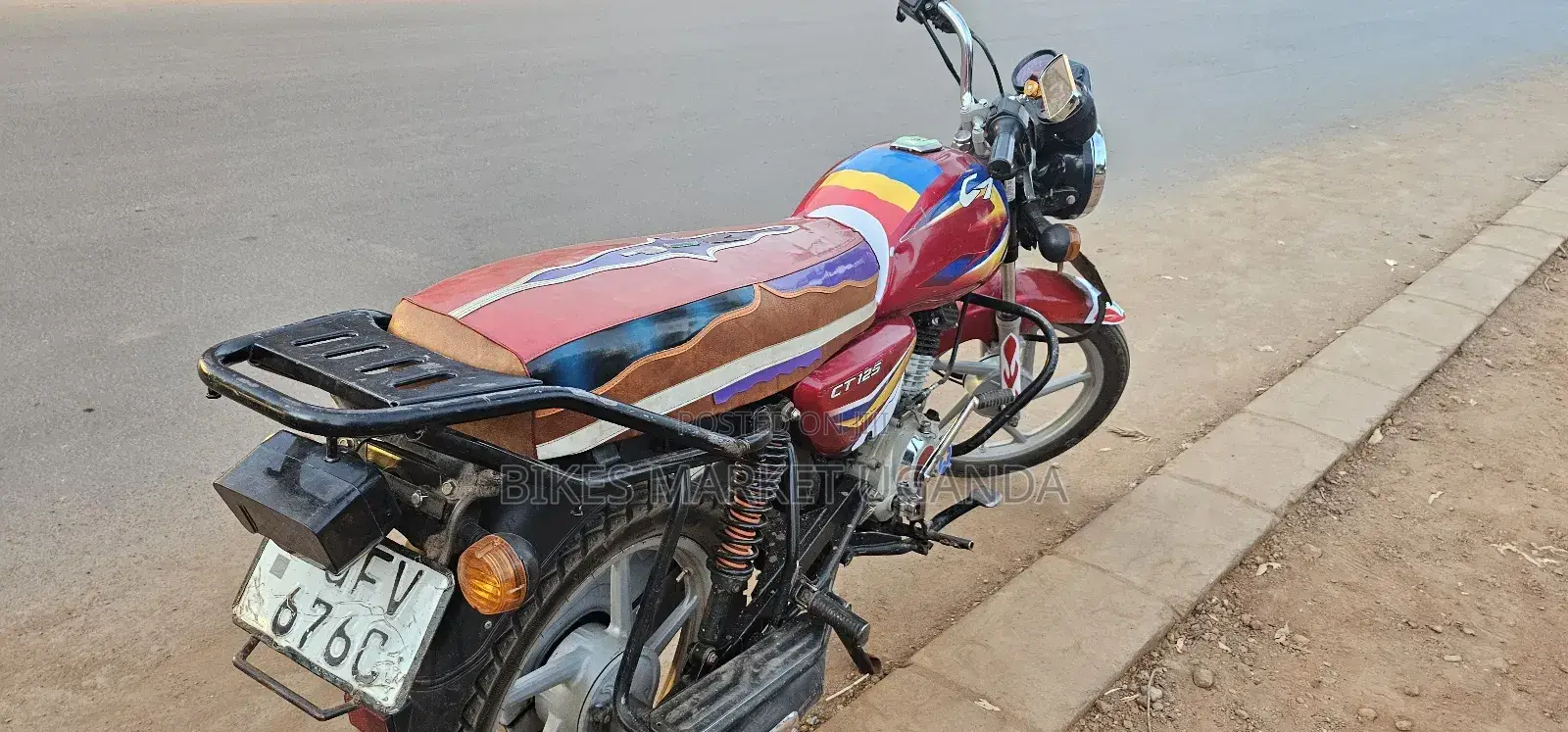Bajaj Boxer 125 2023 Red