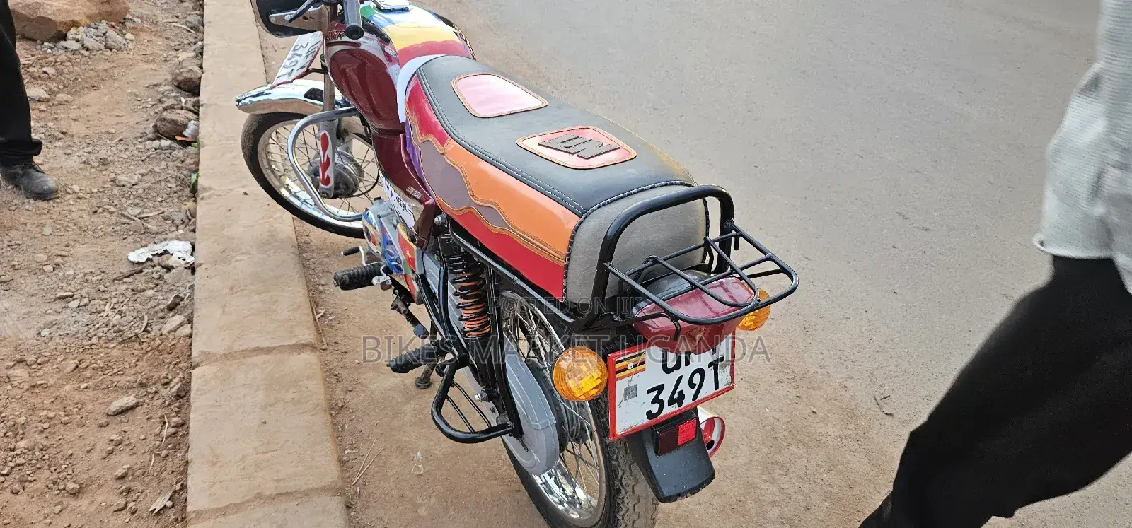Bajaj Boxer 100 2023 Red