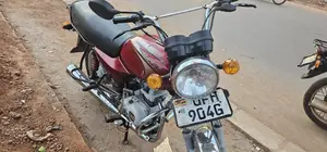Bajaj Boxer 100 2022 Red