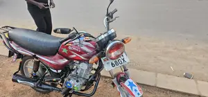 Bajaj Boxer 125 2022 Red