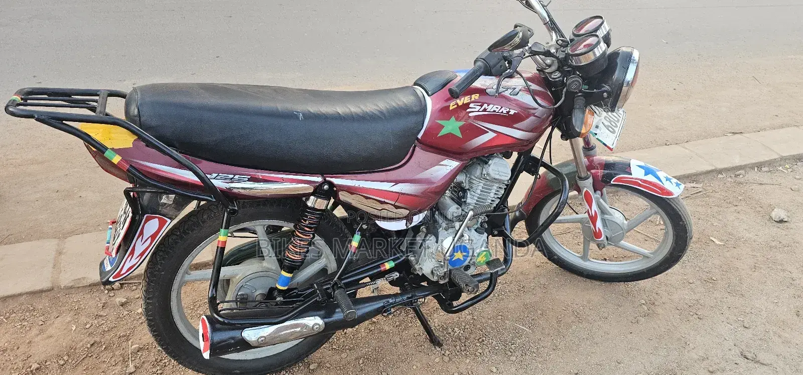 Bajaj Boxer 125 2022 Red