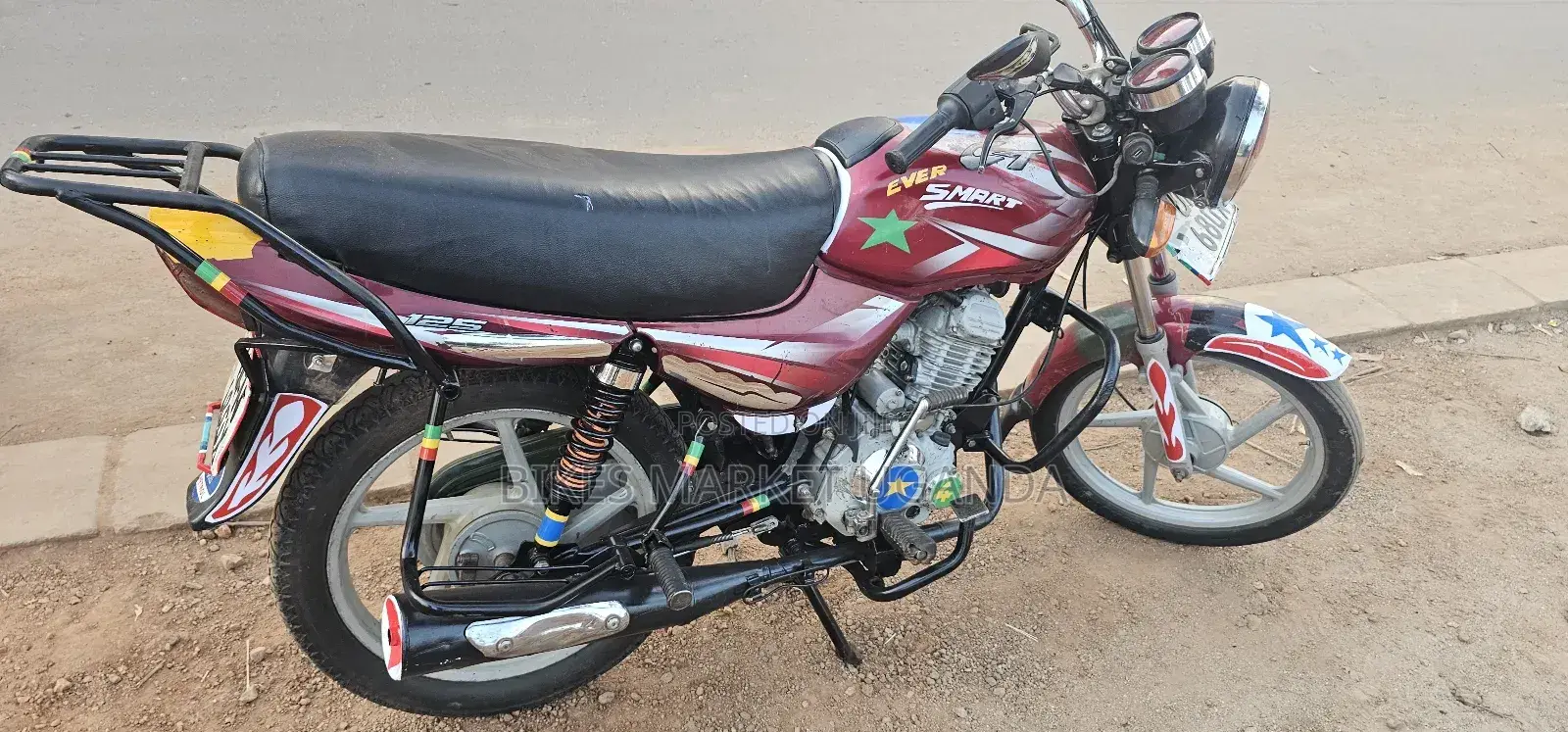 Bajaj Boxer 125 2022 Red