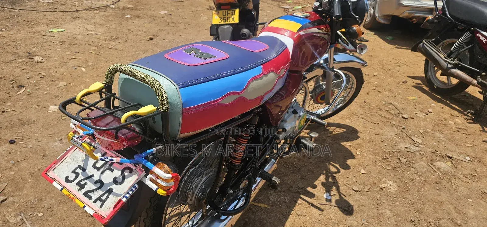 Bajaj Boxer 100 2022 Red