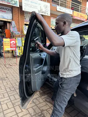 The First Class Car Tint