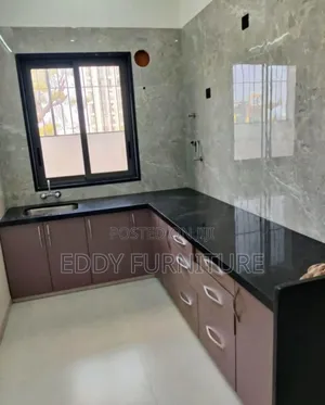 Planter Kichetn Cabinets
