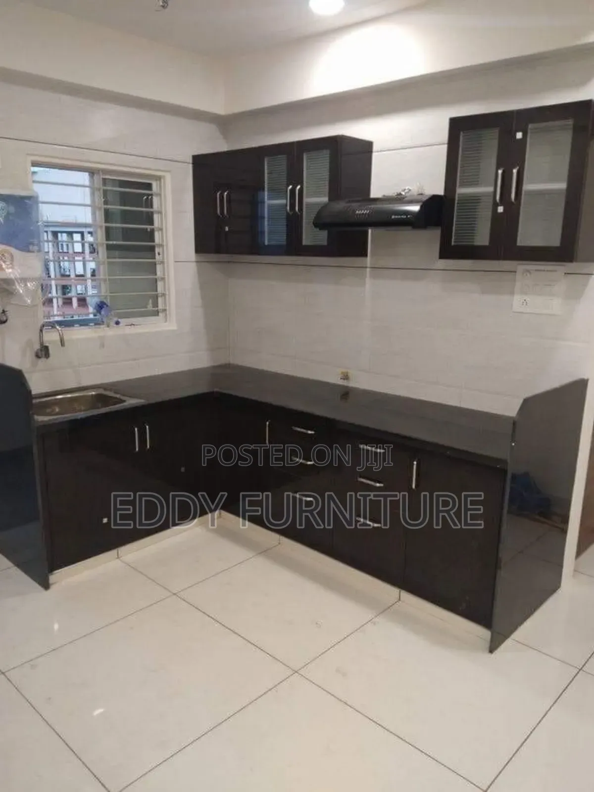 Bwoo Kichetn Cabinets