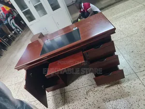 Office Desks Office Tables 1.4mtrs