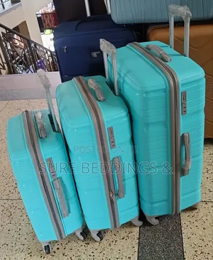 Dayu Plastic Suitcases