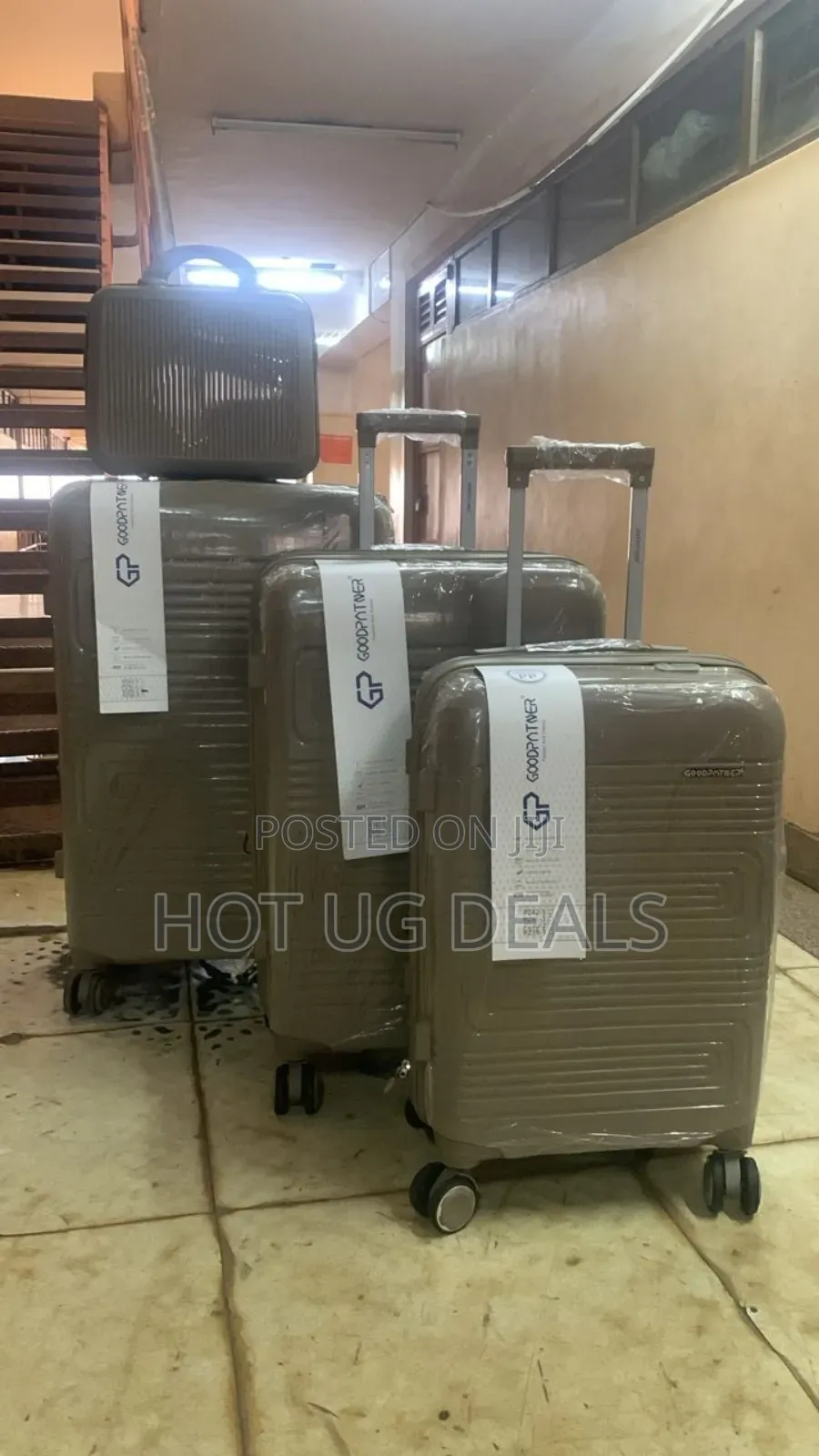 Set Of 4-in-1 Unbreakable Rubber Waterproof Suitcases