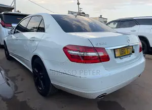 Mercedes-Benz E300 2011 White