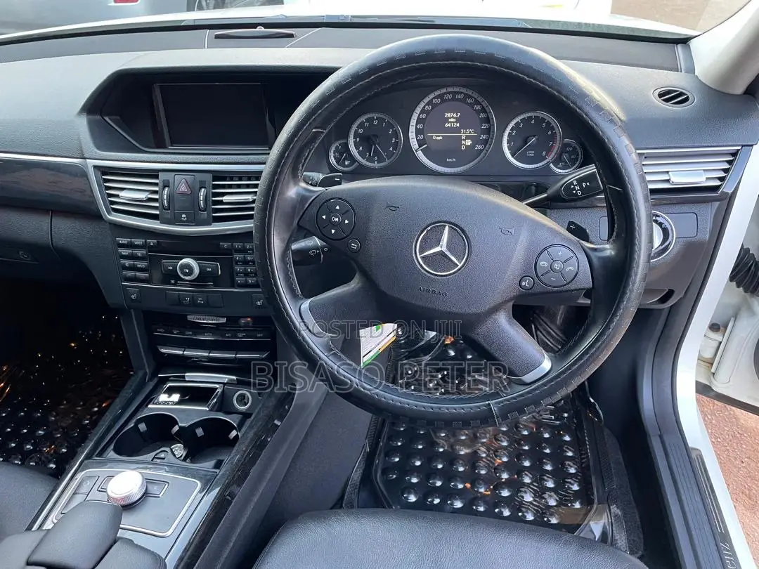 Mercedes-Benz E300 2011 White
