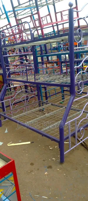 Purple Metalic Bed With 4*6