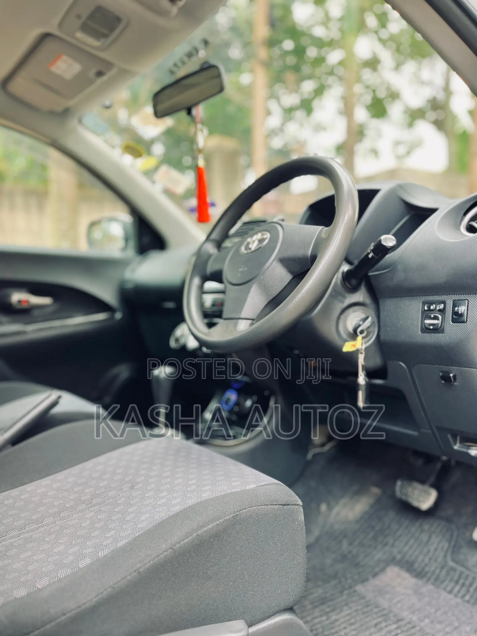 Toyota IST 2008 Silver