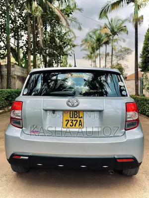 Toyota IST 2008 Silver