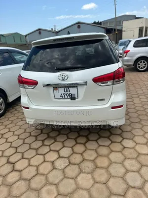 Toyota Wish 2012 White