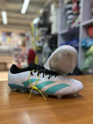 Predator Football Shoes Original