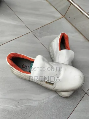 Used Size 38/5 Protective or Safety Base White Shoes