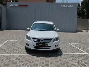 Volkswagen Tiguan 2010 White