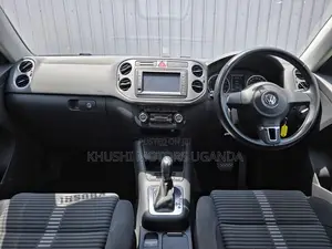 Volkswagen Tiguan 2010 White