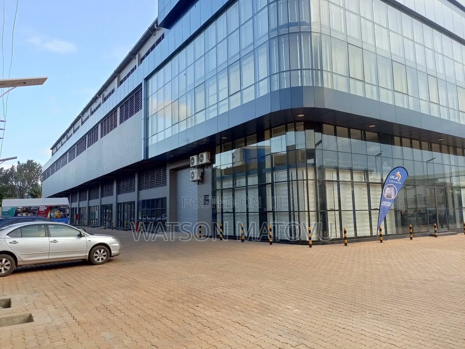Warehouses, Office Space and Showrooms