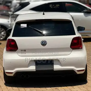 Volkswagen Polo 2011 White