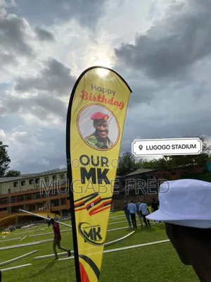Tear Drop Banners