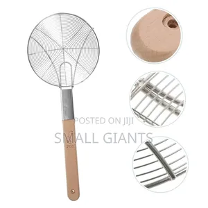 Stainless Steel Mesh Strainer With Wooden Handle