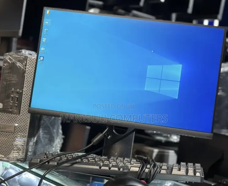 Desktop Computer Dell OptiPlex 3080 8GB Intel Core i5 HDD 500GB