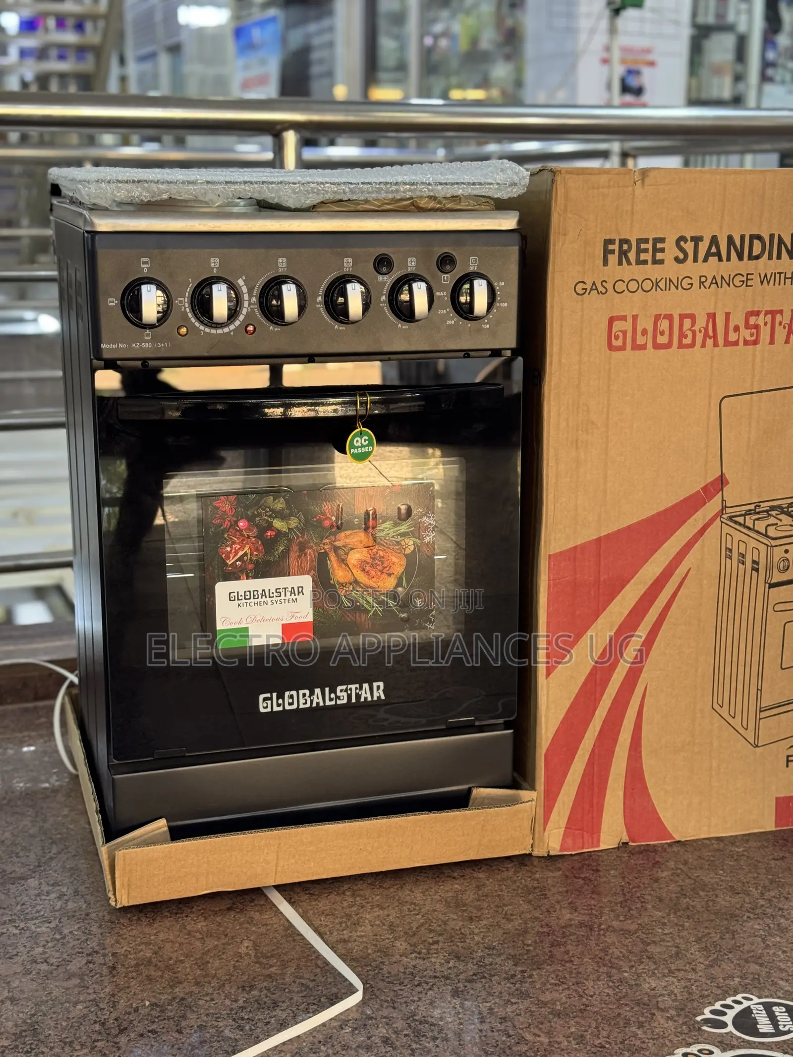 Globalstar Free-Standing Gas Cooker an Oven.