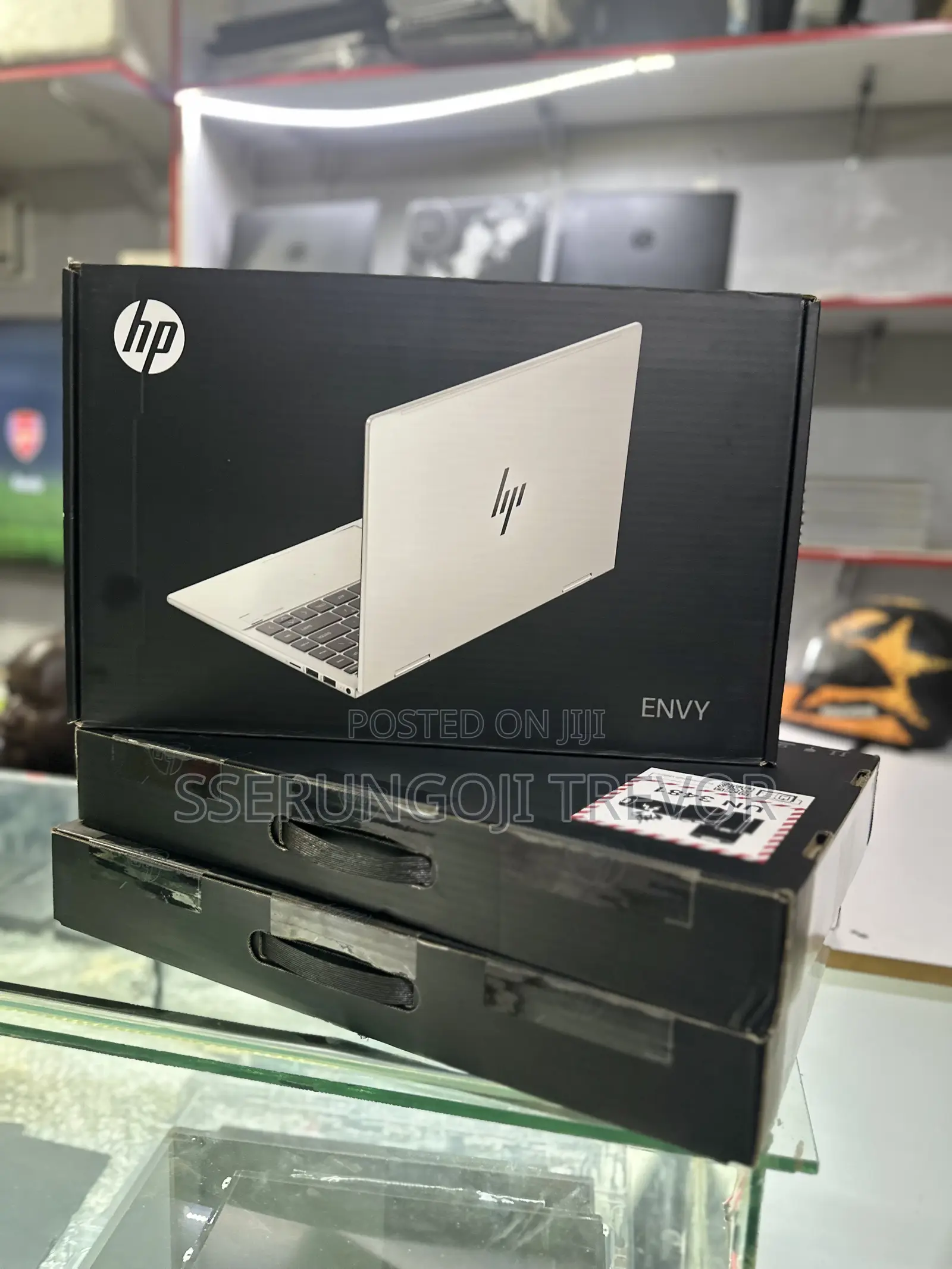 New Laptop HP Envy 14 8GB Intel Core I5 SSHD+SSD 512GB