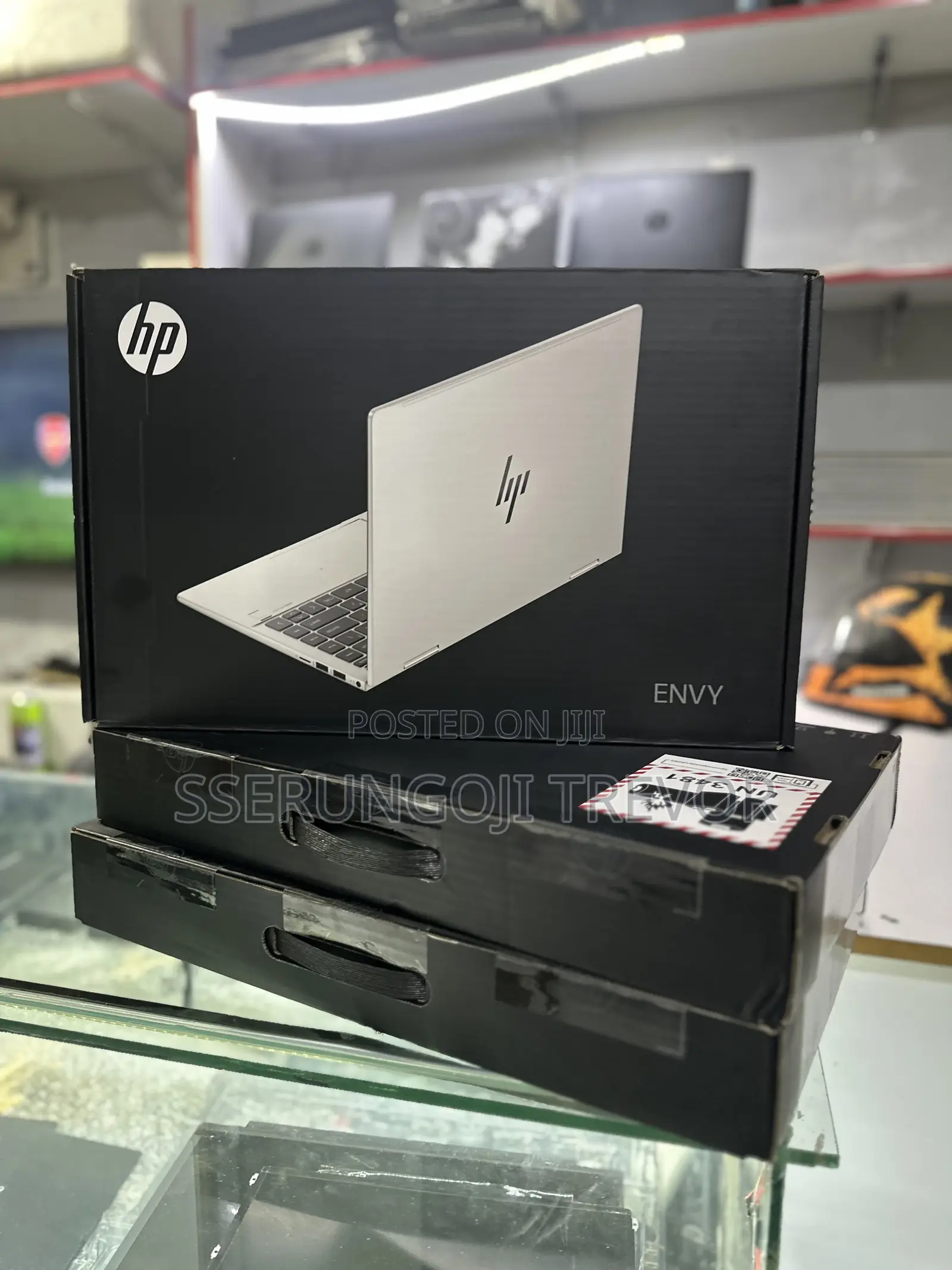 New Laptop HP Envy 14 8GB Intel Core I5 SSHD+SSD 512GB