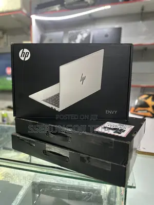 New Laptop HP Envy 14 8GB Intel Core I5 SSHD+SSD 512GB