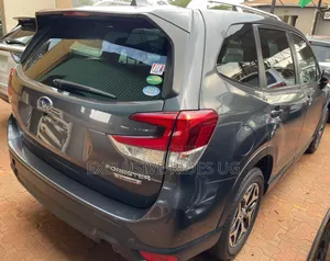 Subaru Forester 2021 Black