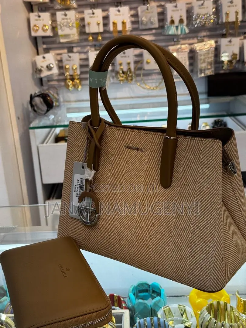 Chris Bella Bag With a Wallet