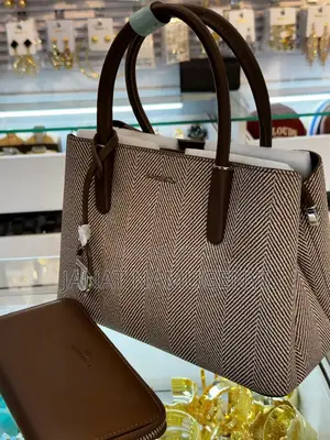 Chris Bella Bag With a Wallet