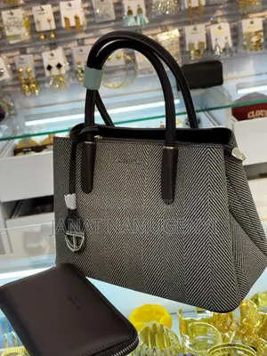 Chris Bella Bag With a Wallet