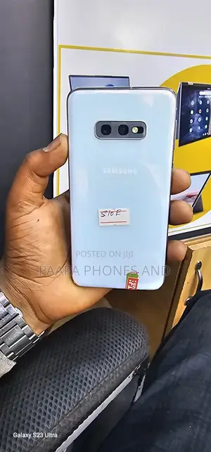 Samsung Galaxy S10e 128 GB White