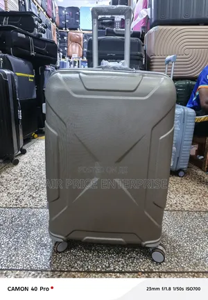 Jibao Plastic Suitcase in Medium Size