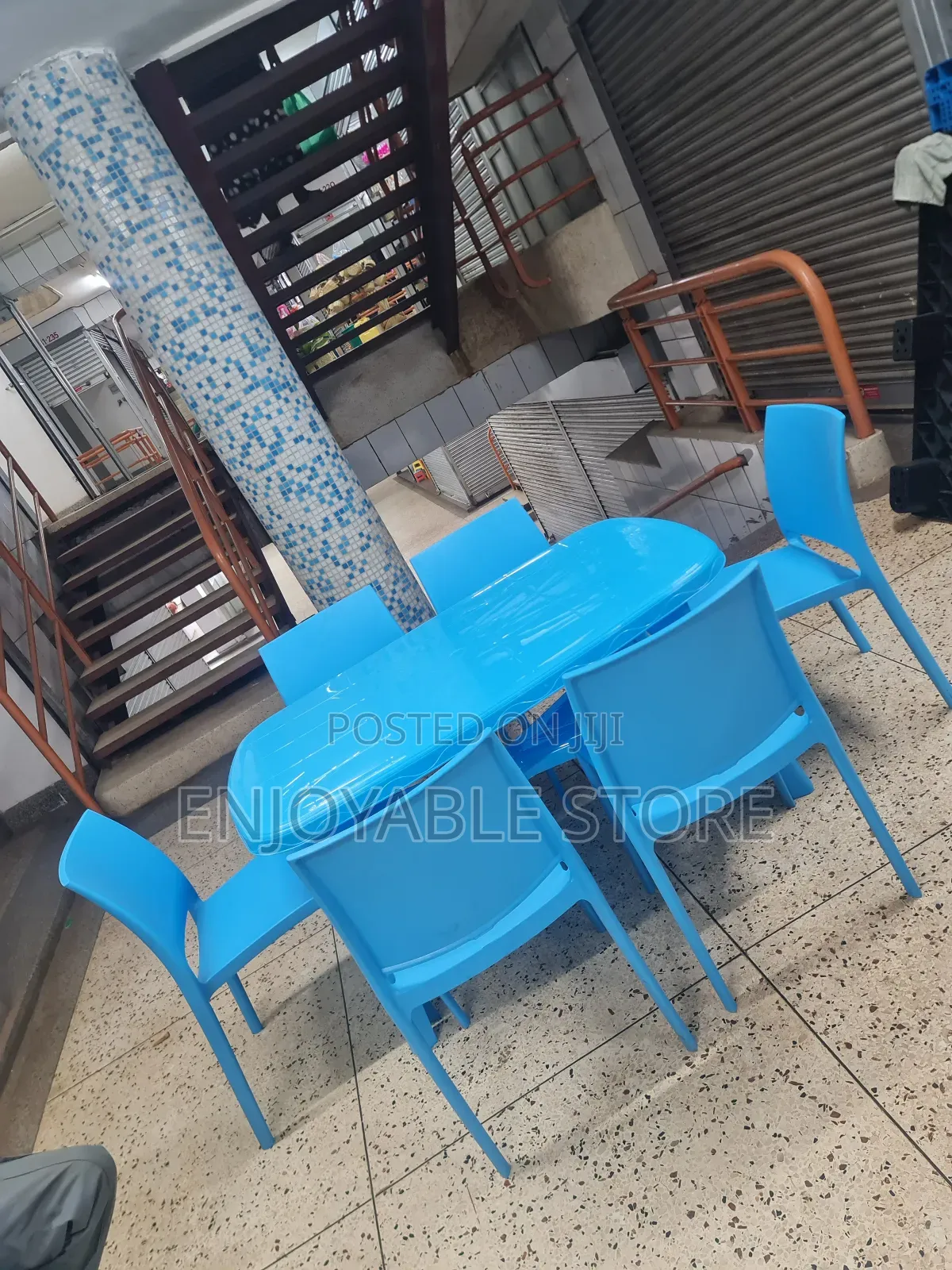 6people Plastic Table and Chairs Set Hotels Bars Restaurant Home