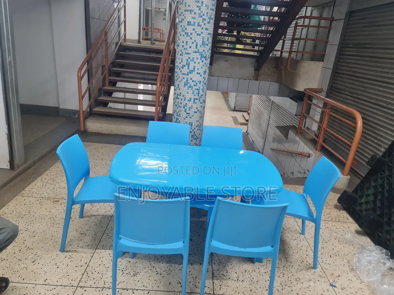 6people Plastic Table and Chairs Set Hotels Bars Restaurant Home