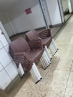V_ Class Plastic Restaurant Chairs