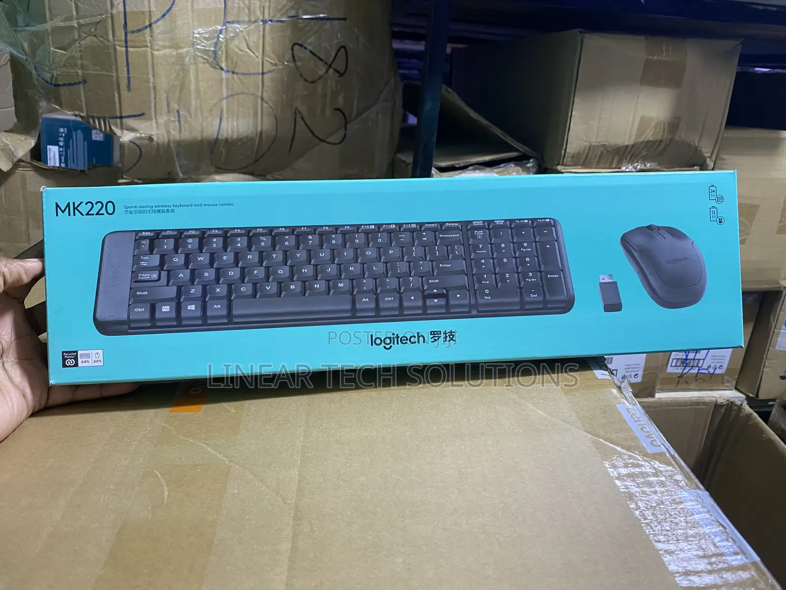 Logitech Mk220 Compact Wireless Keyboard and Mouse Combo