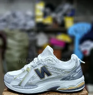 Nice Fashion Sneakers