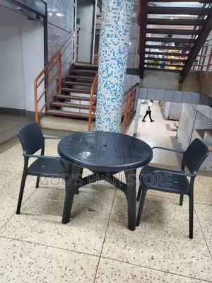 2 All Size Plastic Chairs and Round Table Fo Dining
