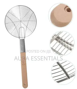 Stainless Steel Mesh Strainer With Wooden Handle