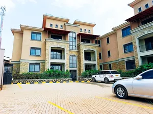 3bdrm Apartment in Kiwatule Kampala, Central Division for rent