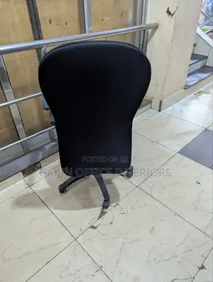 Refurbished Office Chair With Fixed Arms and Soft Caution
