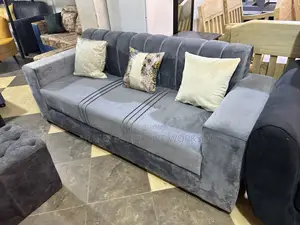 3 Seater Box Chair